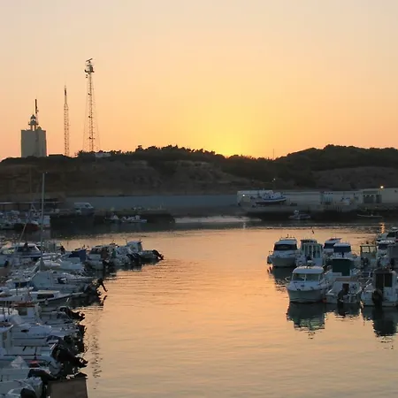 Con Terraza Apartment *